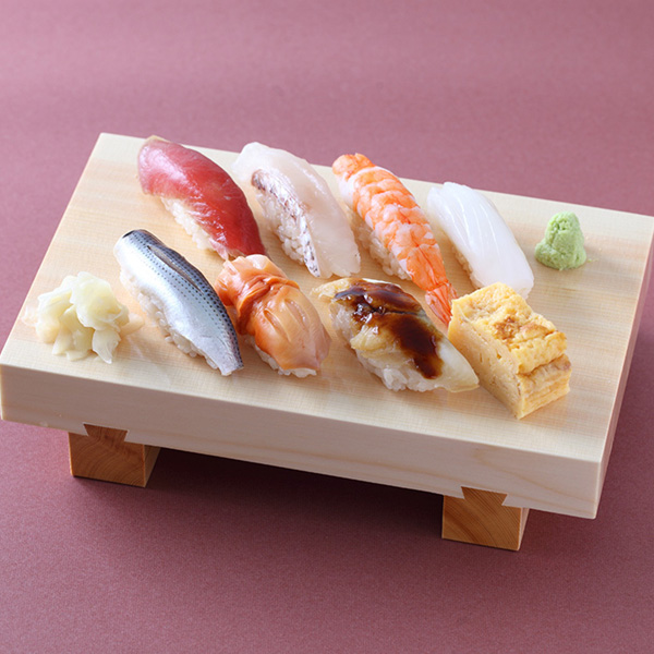 美味しそうに並べられた寿司