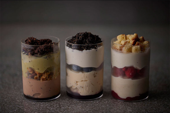 何層もある食感の違いが楽しめるショートケーキジェラートの詰合せ