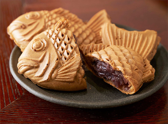 1枚1枚丁寧に手焼きをした、伊勢志摩生まれのつぶあんたいやき