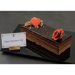 ＜NARISAWA＞バレンタイン限定　特製チョコレートとローズの生ケーキ