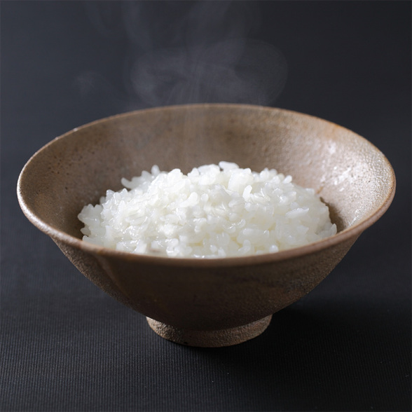 ブランド米を使用し、最新の技術で下ごしらえした美味しいご飯