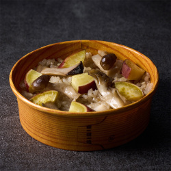 ＜咲季亭＞きのこ炊き込みごはん