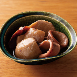 ＜まつおか＞いかと里芋のうま煮