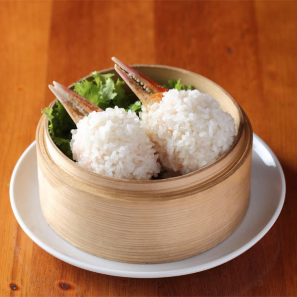 味の中華 羽衣 銀座本店の裏メニュー「ズワイガニの蟹爪蒸し」