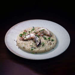 ＜エリオ・ロカンダ・イタリアーナ＞ポルチーニリゾット