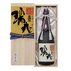 ＜秋田・秋田酒類製造＞高清水 大吟醸 瑞兆