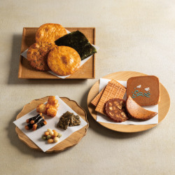 超限定9月10日20時迄‼️愛蔵生駒製松美斎造銀縁黄銅槌目菓子盆G.Ikoma5客 超限定9月10日20時迄‼️愛蔵生駒製松美斎造