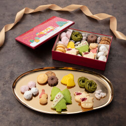 ＜ヨーグルト フォーシーズンズ＞ヨーグルトクリスマスクッキー缶 大