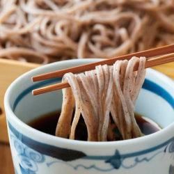 自然薯そば3個＆自然薯切芋真空パック2個のセット