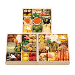 ＜京都 美濃吉＞和風おせち三段 【店頭受取】