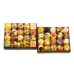 ＜恵比寿 笹岡 x レストラン ヒロミチ＞和洋おせち二段重  【店頭受取】
