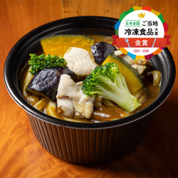 ＜うどん本陣 山田家＞讃岐彩り野菜と鶏カレーうどん