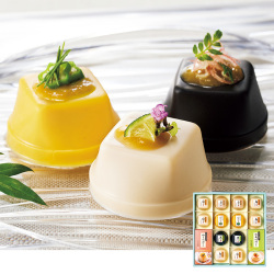 ＜赤坂松葉屋＞季の彩 胡麻豆腐