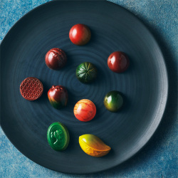 ＜浪漫須貯古齢糖（ロマンスチョコレート）＞ボンボンショコラアソート10