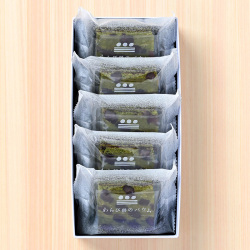 ＜まめや金澤萬久＞わらび餅のバウム・能登大納言×抹茶5個入り