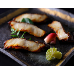 ＜下鴨茶寮＞料亭の西京焼き（4切）