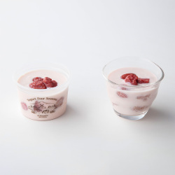 ＜ヨーグルト フォーシーズンズ＞カップヨーグルト いちご1個【店頭受取】