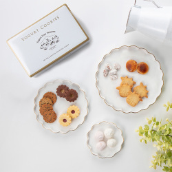 ＜ヨーグルト フォーシーズンズ＞ヨーグルトクッキー缶 小【店頭受取】