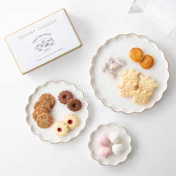 ＜ヨーグルト フォーシーズンズ＞ヨーグルトクッキー缶 小【店頭受取】