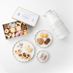 ＜ヨーグルト フォーシーズンズ＞ヨーグルトクッキー缶 大【店頭受取】