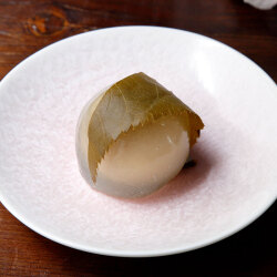 ＜松月堂＞桜栗苞【店頭受取】